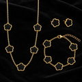 Conjunto Colar, Pulseira e Brincos com Flores Pretas