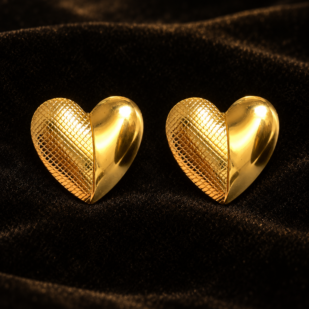 Conjunto Dourado Corações com Colar e Brincos