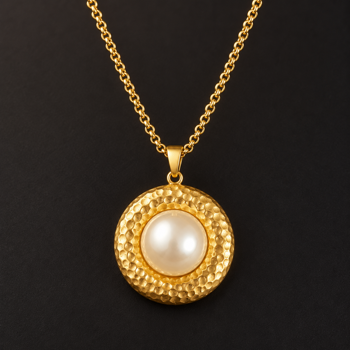 Conjunto Dourado com Efeito Pérola - Colar, Brincos e Anel