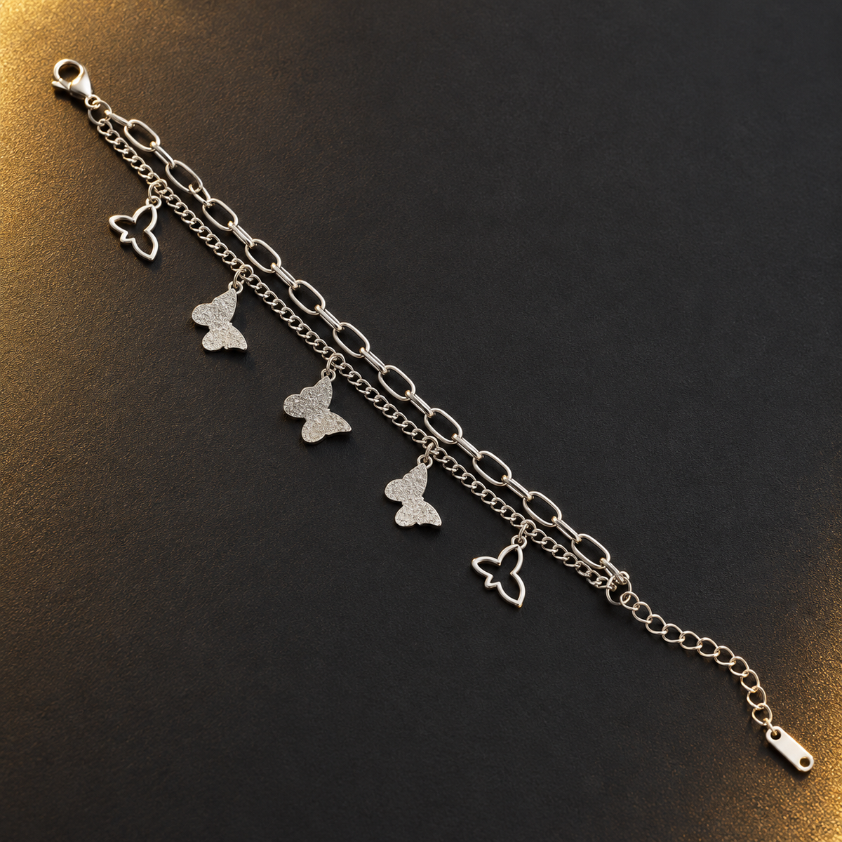 Pulseira Prateada Dupla com Borboletas